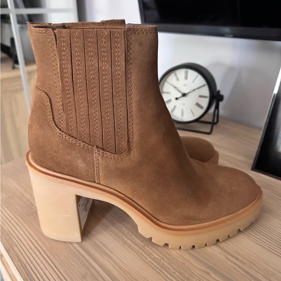 Dolce Vita Shoes - Dolce Vita Tan Suede Chelsea Block Heel Boots